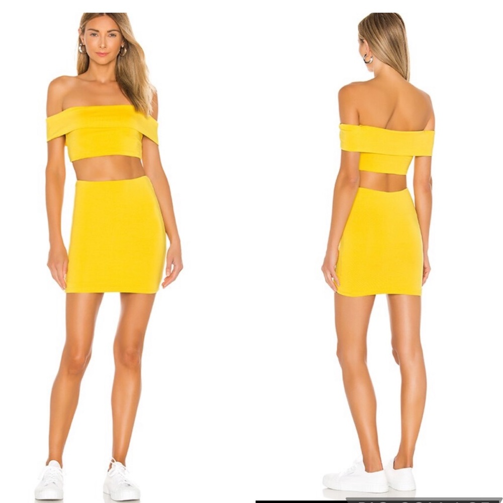 NWT Superdown Natalee Mini Skirt Set in yellow Size S